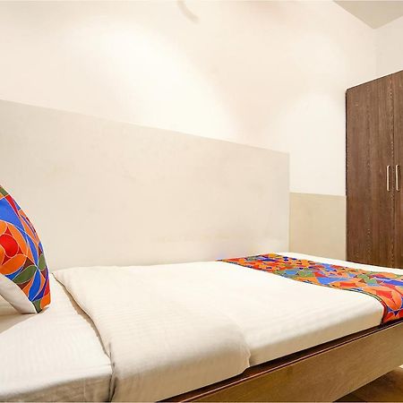 Fabhotel Karpagam - 900M From Nehru Stadium Коимбаторе Екстериор снимка