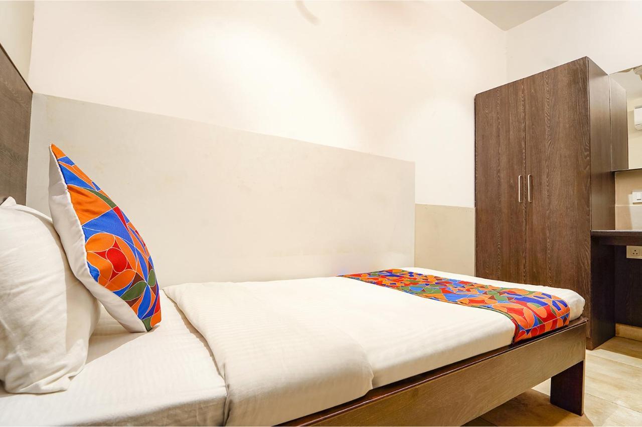 Fabhotel Karpagam - 900M From Nehru Stadium Коимбаторе Екстериор снимка