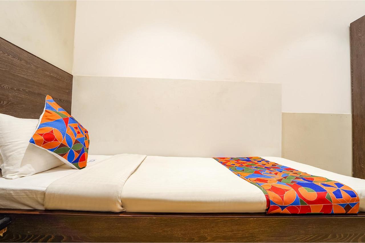 Fabhotel Karpagam - 900M From Nehru Stadium Коимбаторе Екстериор снимка
