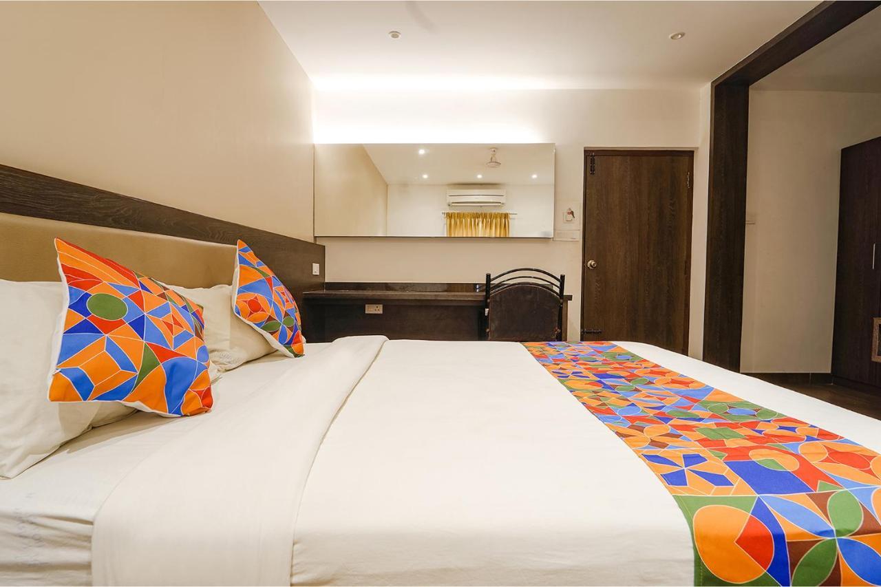 Fabhotel Karpagam - 900M From Nehru Stadium Коимбаторе Екстериор снимка