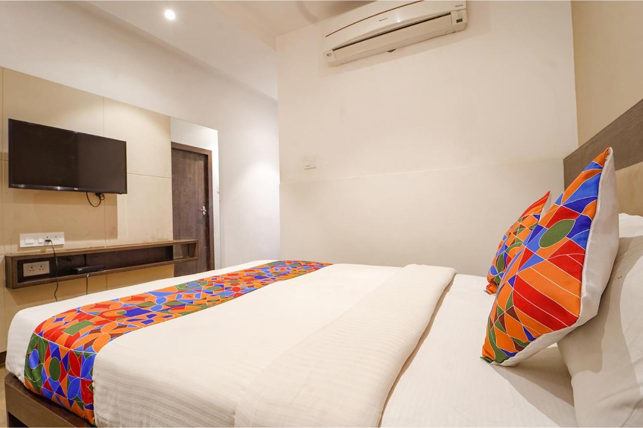 Fabhotel Karpagam - 900M From Nehru Stadium Коимбаторе Екстериор снимка
