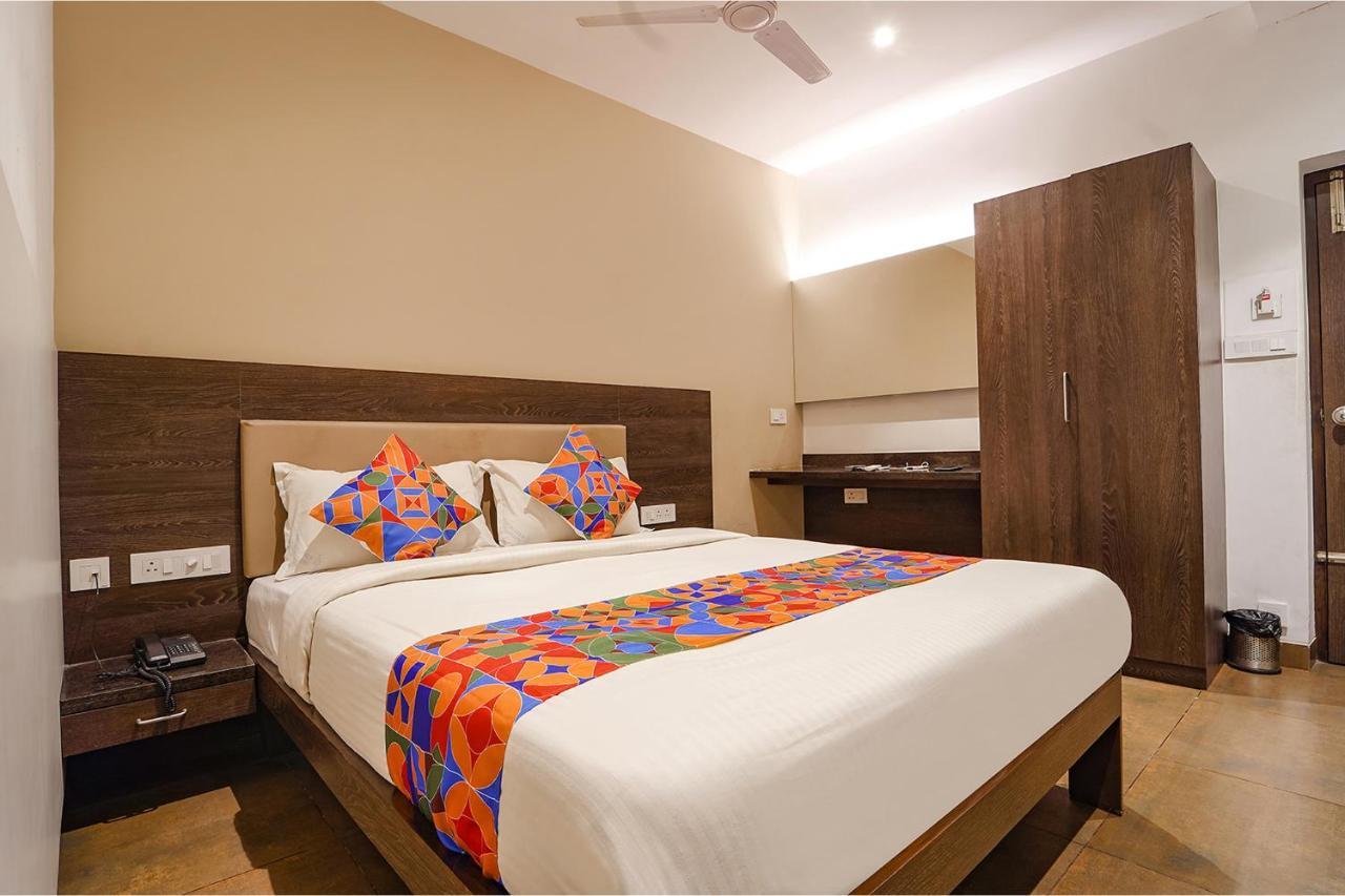 Fabhotel Karpagam - 900M From Nehru Stadium Коимбаторе Екстериор снимка